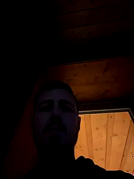 Snapshot of grosculsexy22 chatting on 11/13/25, 04:39 grosculsexy22 online show from 11/13/25, 04:39