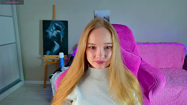 Snapshot of Shawty_Mia chatting on 11/28/25, 02:20 Shawty Mia online show from 11/28/25, 02:20