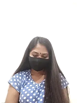 Green LaDY66 online show from 11/08/25, 04:07