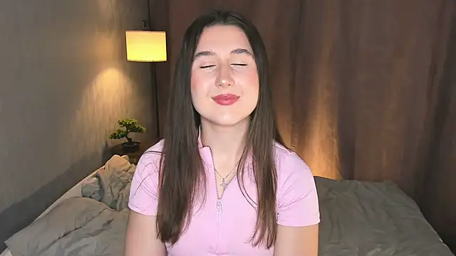 Snapshot of JudeKleve chatting on 10/31/25, 07:37 JudeKleve online show from 10/31/25, 07:37