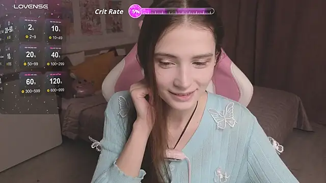 Hana Flo  online show from 11/18/25, 02:54