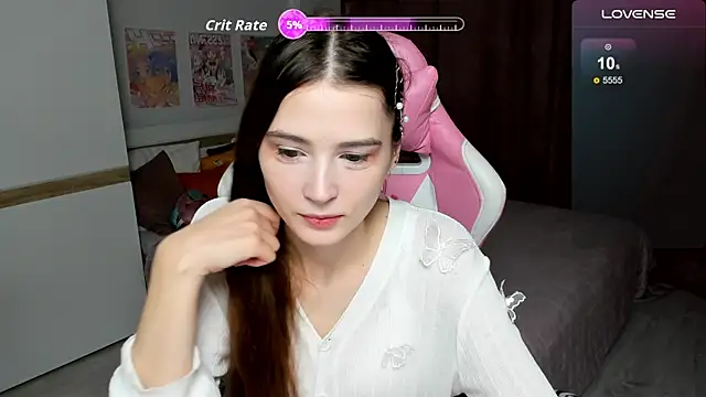 Hana Flo  online show from 12/05/25, 01:52