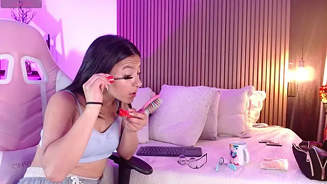 Skay bluee online show from 11/01/25, 03:03