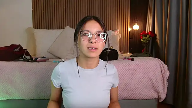 Skay bluee online show from 11/13/25, 02:38