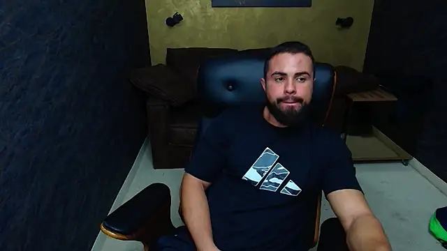 HayesWood online show from 11/03/25, 05:42