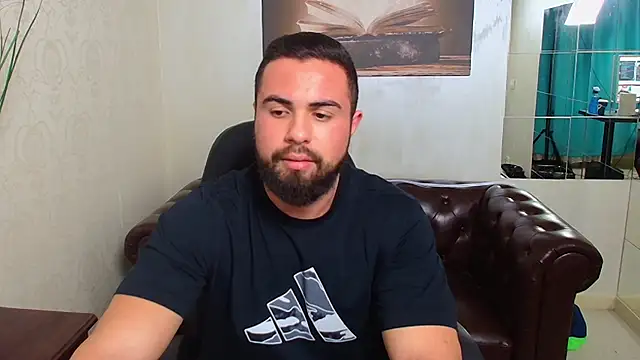 HayesWood online show from 12/17/25, 05:46