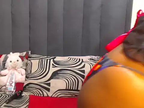 SwaziBeauty online show from 04/25/26, 01:41