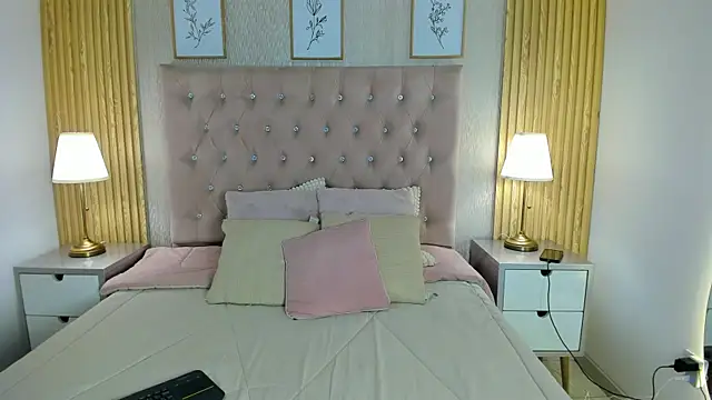 KamyGlam online show from 06/10/26, 08:19