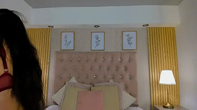 KamyGlam online show from 07/04/26, 08:26