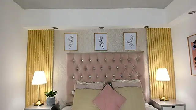 KamyGlam online show from 07/22/26, 08:22