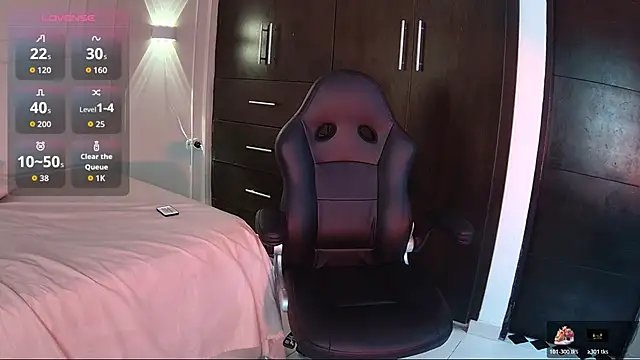 Snapshot of Marnie_Gray chatting on 11/03/25, 08:43 Marnie Gray online show from 11/03/25, 08:43