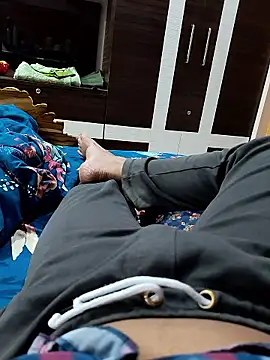 Snapshot of aksahoo2525 chatting on 11/11/25, 05:46 aksahoo2525 online show from 11/11/25, 05:46