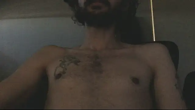 Snapshot of Punkzill4 chatting on 12/18/25, 05:30 Punkzill4 online show from 12/18/25, 05:30