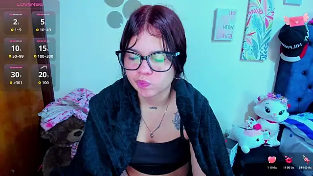 Emma boo online show from 11/07/25, 11:43