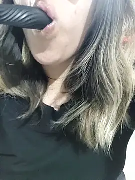 Camilu23 online show from 10/29/25, 08:54