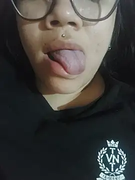 Camilu23 online show from 08/08/26, 10:45