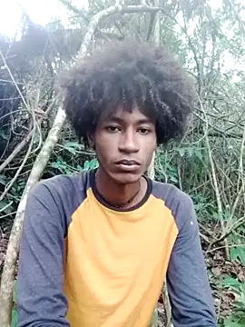 Snapshot of skinniyGabriel chatting on 11/06/25, 03:57 skinniyGabriel online show from 11/06/25, 03:57