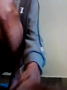 Snapshot of skinniyGabriel chatting on 11/19/25, 01:55 skinniyGabriel online show from 11/19/25, 01:55