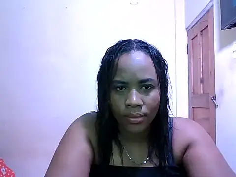 Snapshot of Diosa339 chatting on 11/05/25, 02:06 Diosa339 online show from 11/05/25, 02:06