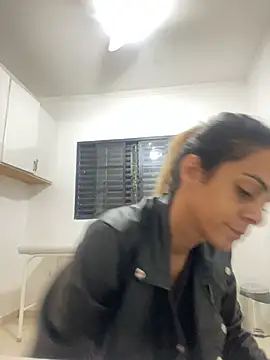 sabrinaneves online show from 06/12/26, 03:11