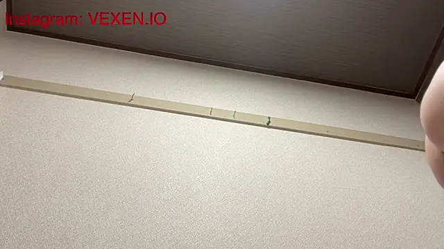 Snapshot of beautydicked chatting on 12/04/25, 10:35 beautydicked online show from 12/04/25, 10:35