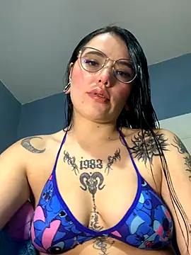 Naomip online show from 10/29/25, 01:13