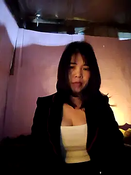 Snapshot of Nahata-suki chatting on 12/15/25, 12:15 Nahata-suki online show from 12/15/25, 12:15