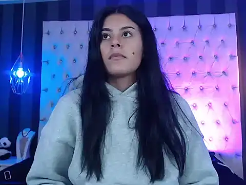 Snapshot of BrendaMarxhal chatting on 11/10/25, 07:13 BrendaMarxhal online show from 11/10/25, 07:13