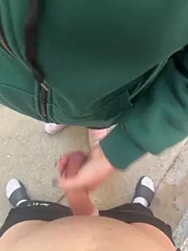 Teeny-Slut18 online show from 05/09/26, 07:35