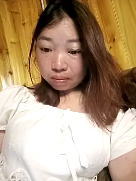 julybe online show from 05/18/26, 03:29