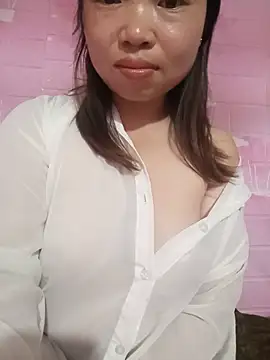 julybe online show from 07/28/26, 03:21