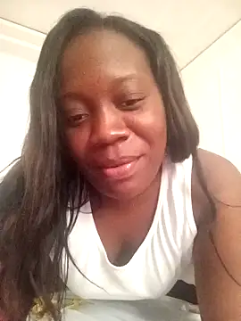 Laurymia online show from 10/30/25, 10:27