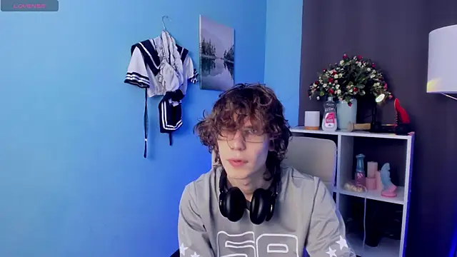 LeoBensyten online show from 11/19/25, 05:13