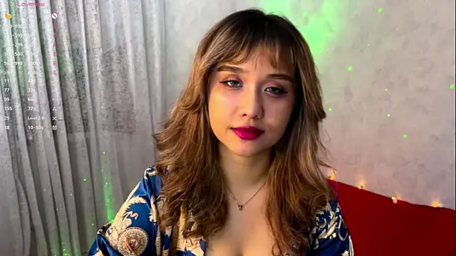 Snapshot of LovelyLara chatting on 12/05/25, 06:26 LovelyLara online show from 12/05/25, 06:26