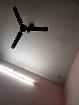 pujapujarrrr online show from 12/16/25, 05:34