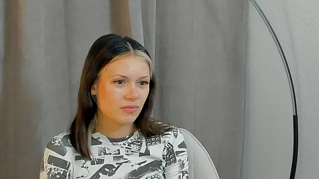 BrandiFraise online show from 10/30/25, 01:45