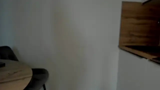 Elle Milfa online show from 06/04/26, 10:54