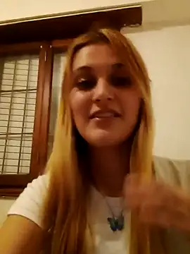 larubia arg online show from 11/10/25, 05:06