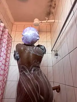 Snapshot of SP1CY_MOMMY chatting on 11/23/25, 09:31 SP1CY MOMMY online show from 11/23/25, 09:31