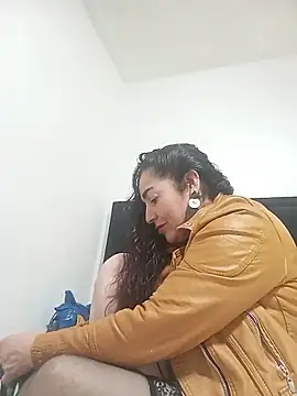 MaryRoze  online show from 11/16/25, 07:30