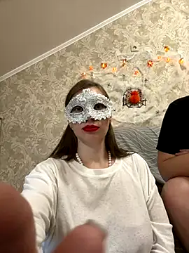 Snapshot of _SladkayaKitty_ chatting on 10/30/25, 03:35  SladkayaKitty  online show from 10/30/25, 03:35