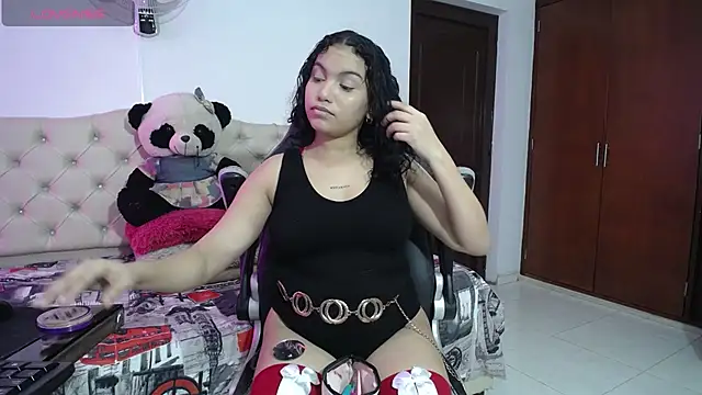 valeria martinez19 online show from 06/13/26, 03:04