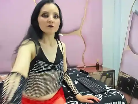 Morticia Black online show from 11/13/25, 07:35