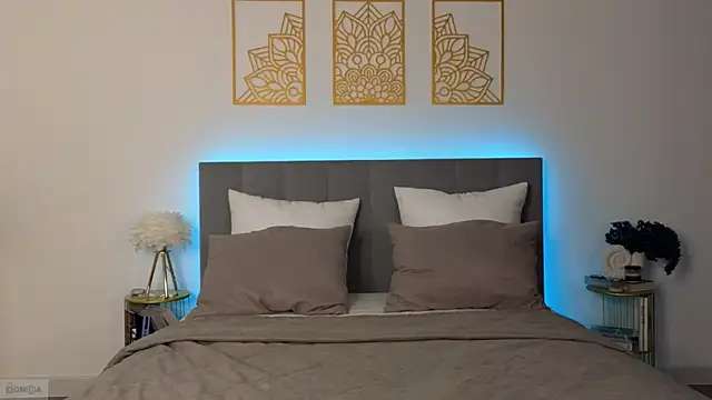 Snapshot of adele_armass chatting on 12/04/25, 07:44 adele armass online show from 12/04/25, 07:44