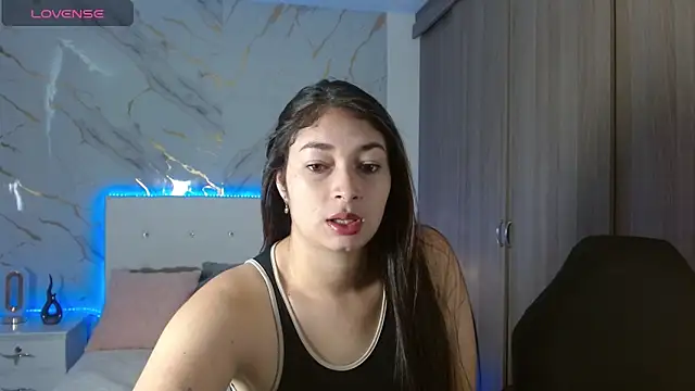 skarlett 35 online show from 11/04/25, 02:05