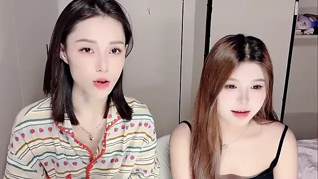 Snapshot of yuyu-33 chatting on 01/07/26, 10:29 yuyu-33 online show from 01/07/26, 10:29