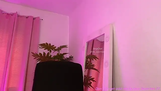 Snapshot of BabyLauritaa chatting on 03/25/26, 06:14 BabyLauritaa online show from 03/25/26, 06:14
