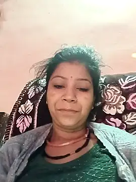 Snapshot of Sangita_g chatting on 12/02/25, 02:06 Sangita g online show from 12/02/25, 02:06