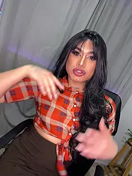 melani ferraraa  online show from 06/13/26, 05:16