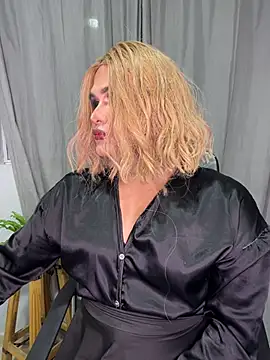 melani ferraraa  online show from 07/19/26, 08:07